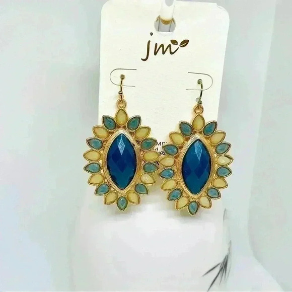 Tear Drop Statement Earrings - Picture 3 of 4